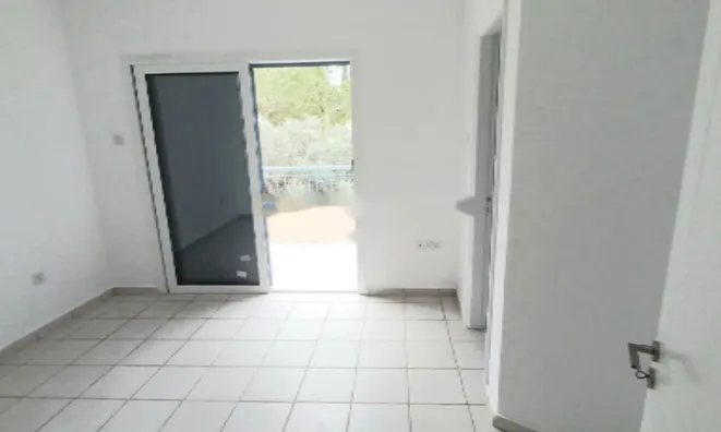 Недвижимость 3 Bedroom Detached house for Sale in Kato Pafos: 3