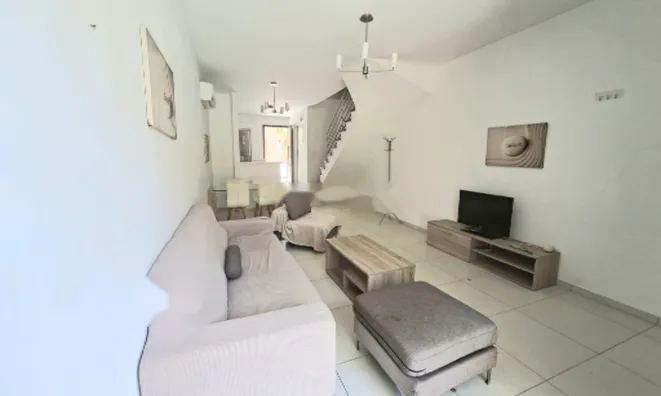 Недвижимость 2 Bedroom Detached house for Sale in Kato Pafos: 2