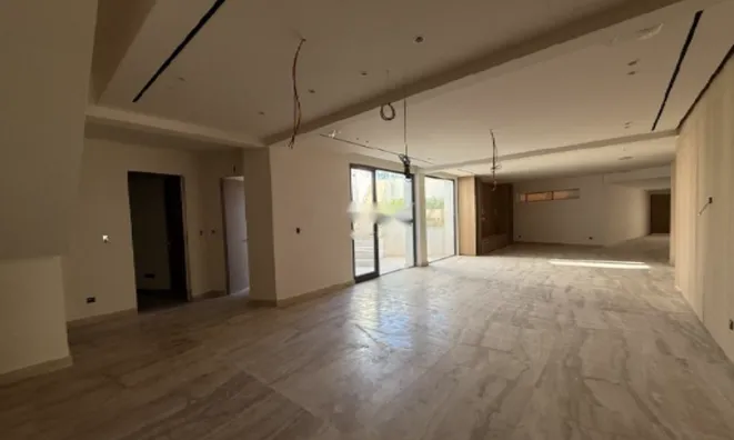 Недвижимость 8 Bedroom Villa For sale in Germasogeia, Kalogiroi area, Limassol: 5