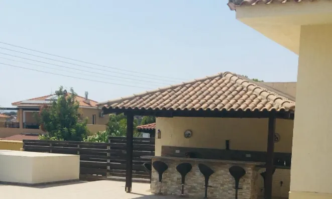 Недвижимость 4 Bedroom House For Sale In Limassol, Paramali: 17