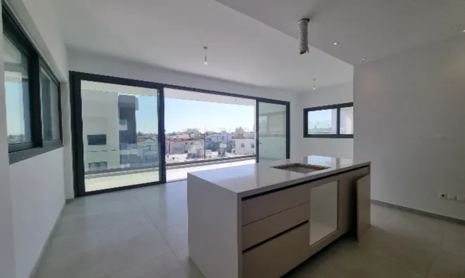 Недвижимость 2 Bedrooms Apartment For sale in Germasogeia, Limassol: 3