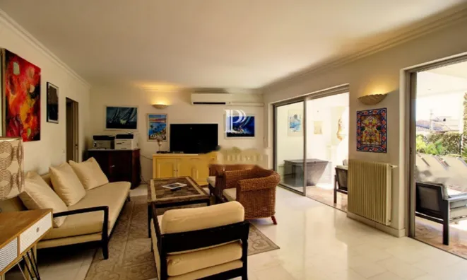 Недвижимость Apartment Cannes Center: 3