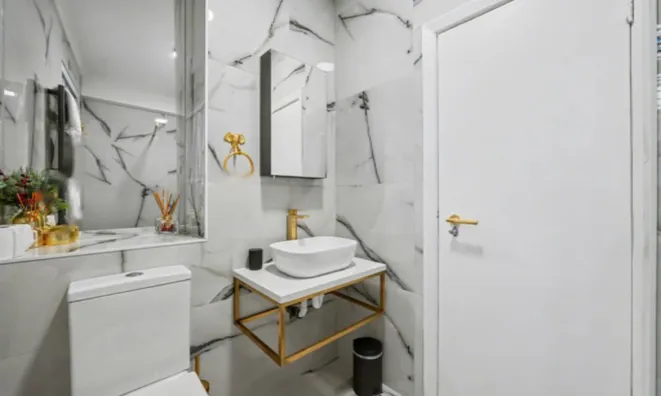 Недвижимость Sloane Avenue: 3