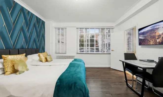 Недвижимость Sloane Avenue: 11