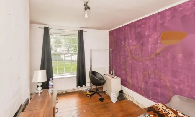 Недвижимость Albion Avenue: 11