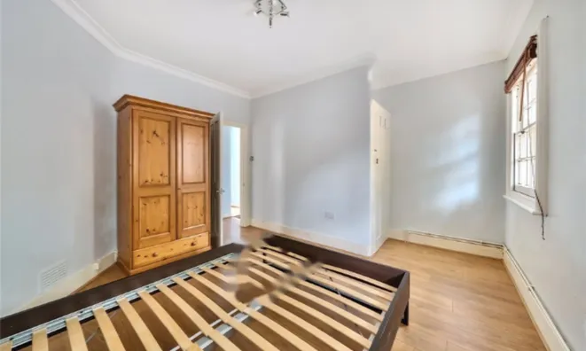 Недвижимость Wooler Street: 2