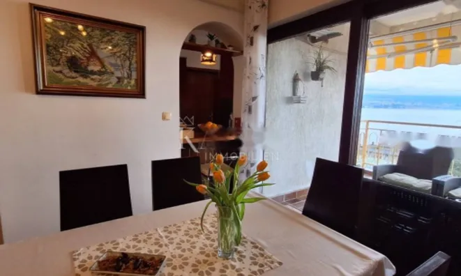 Недвижимость Четырехкомнатная квартира в центре Опатии: 1