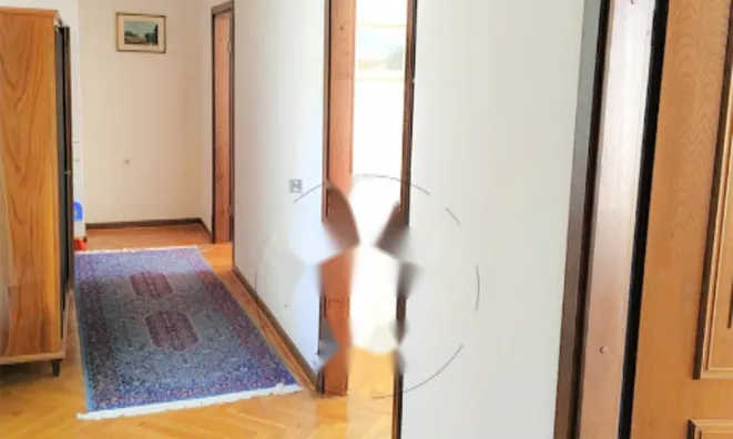 Недвижимость Дом, Голак.: 20