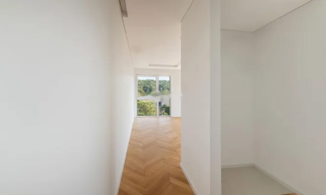 Недвижимость Квартира 3-комнатная Гамельне: 3