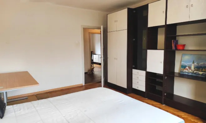 Недвижимость Трехкомнатная квартира в Бежиграде: 2