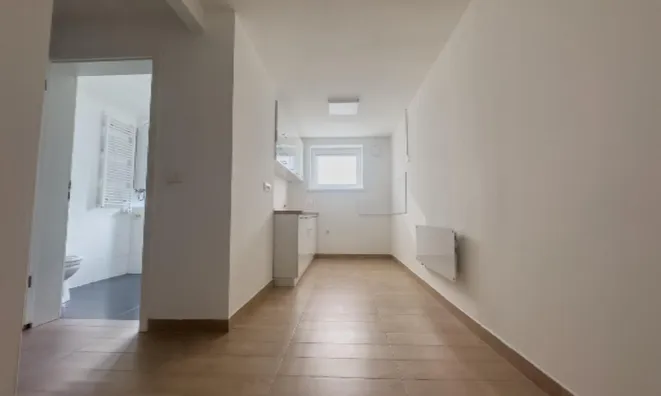 Недвижимость Квартира 3-комн. Бежиград: 2