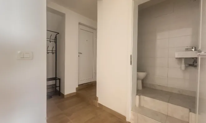 Недвижимость Квартира 3-комн. Бежиград: 5