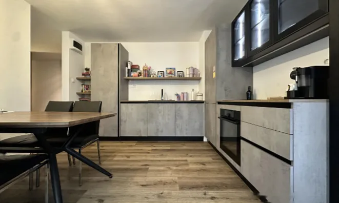 Недвижимость Квартира 3-комнатная с балконом: 2