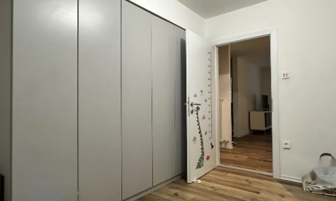 Недвижимость Квартира 3-комнатная с балконом: 15