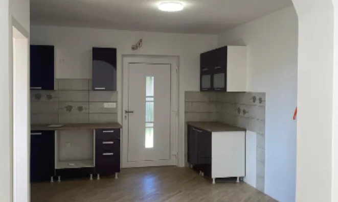 Недвижимость Трёхкомнатная квартира в Малии: 14