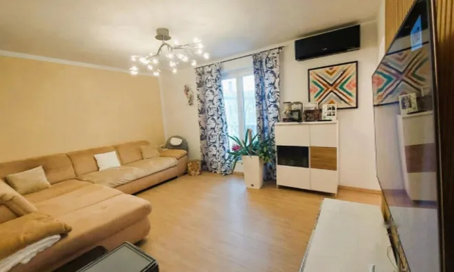 Недвижимость Квартира, 3-комнатная Ново Порторож: 1