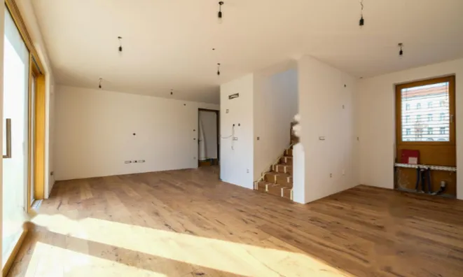 Недвижимость Дом с террасой в Новом Шентвиде: 4