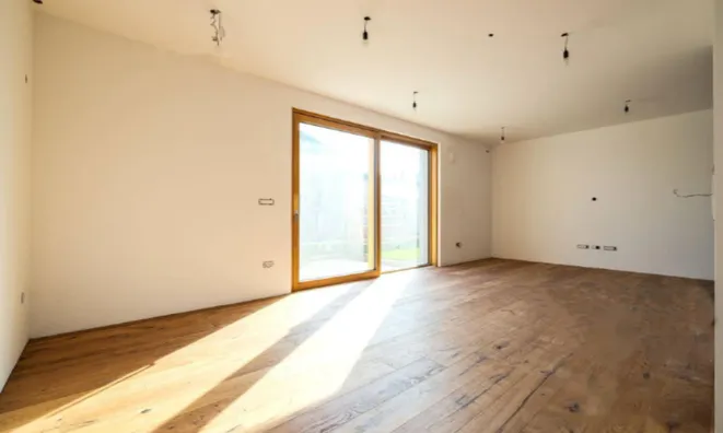 Недвижимость Дом с террасой в Новом Шентвиде: 5