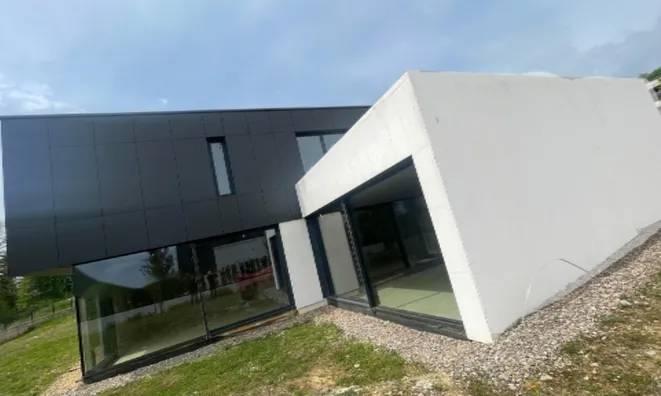 Недвижимость Дом Брдo Бокаляце: 2