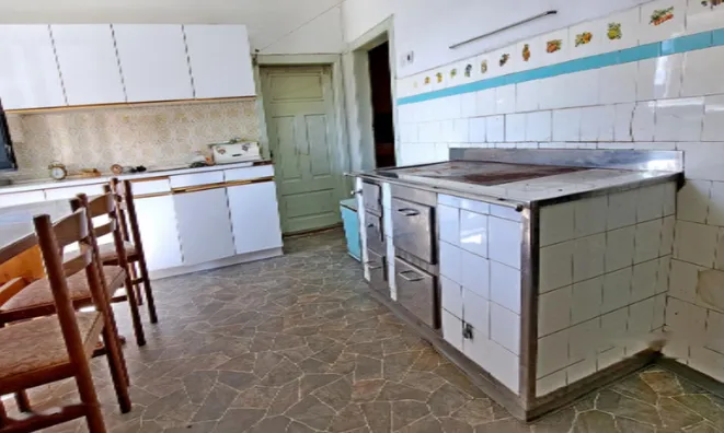 Недвижимость Поместье, ферма Чолнишче.: 9