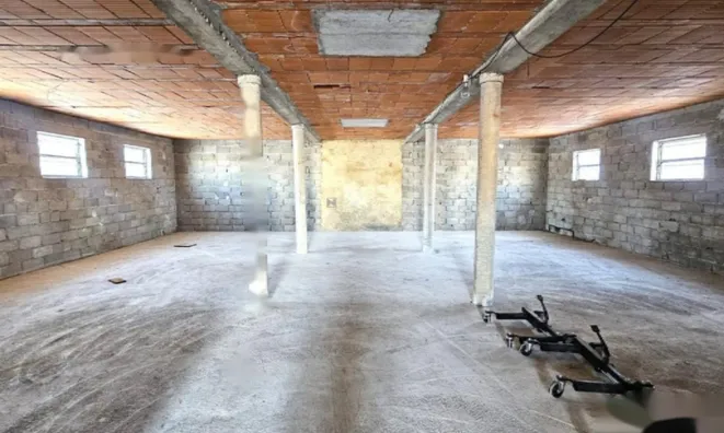 Недвижимость Двор, ферма Любечна.: 4