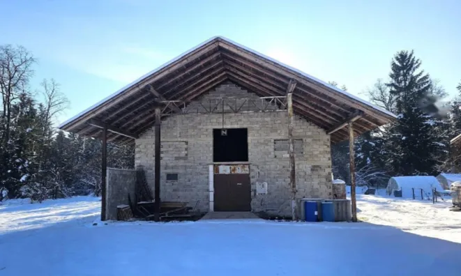 Недвижимость Двор, ферма Любечна.: 6