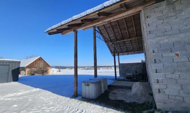 Недвижимость Двор, ферма Любечна.: 12