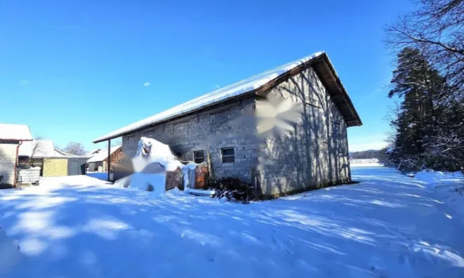 Недвижимость Двор, ферма Любечна.: 13