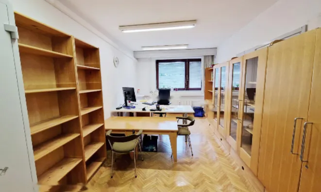 Недвижимость Офисное помещение Бежиград: 6