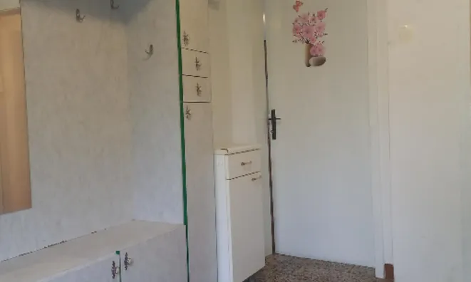 Недвижимость Дом, Ретье, Лошки Поток: 4