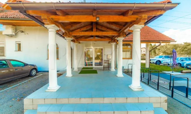 Недвижимость Коммерческое помещение Томатево: 3