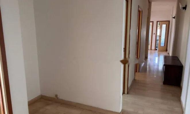 Недвижимость Четырехкомнатная Квартира в Центре Горизии: 3