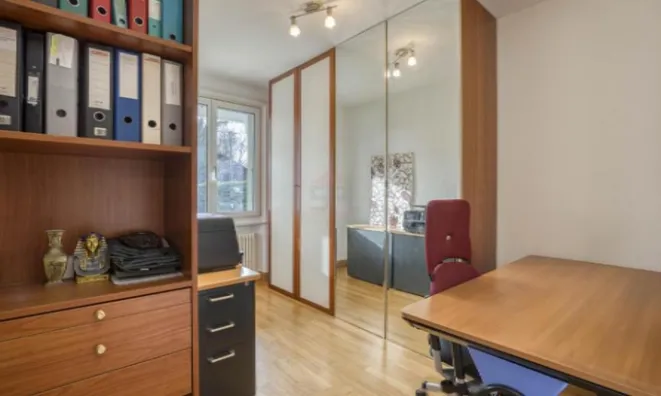 Недвижимость Single house 7 rooms: 11