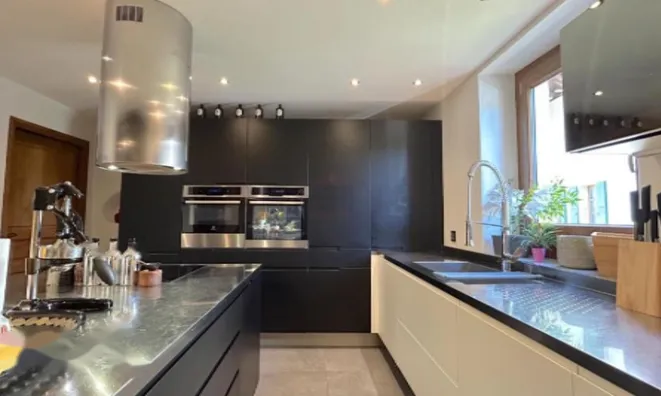 Недвижимость Single house 6 rooms: 7