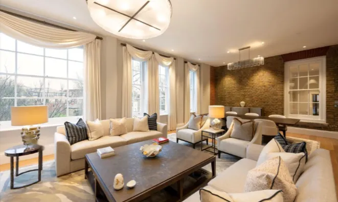 Недвижимость Hortensia Road: 13