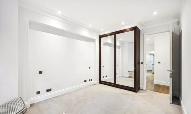 Недвижимость Egerton Gardens: 10