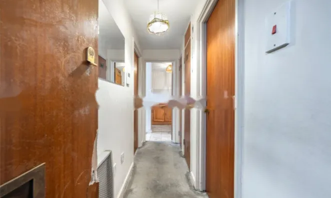 Недвижимость Britten Close: 3