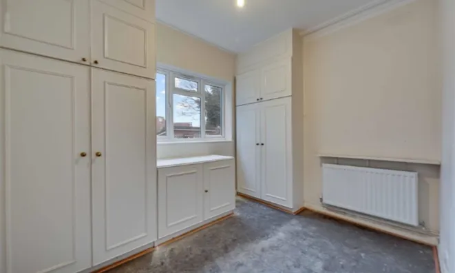 Недвижимость Cedar Road: 1