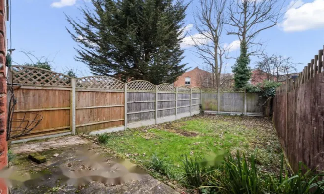 Недвижимость Cedar Road: 4