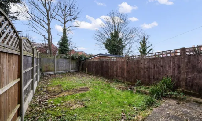 Недвижимость Cedar Road: 5