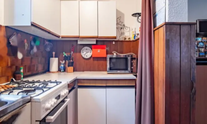 Недвижимость Трёхкомнатная квартира в центре: 14