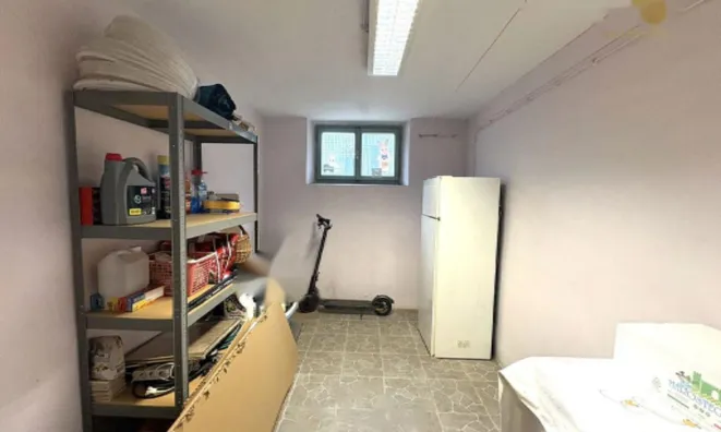 Недвижимость Трехкомнатная квартира с гаражом в Новом Шентвиде: 13