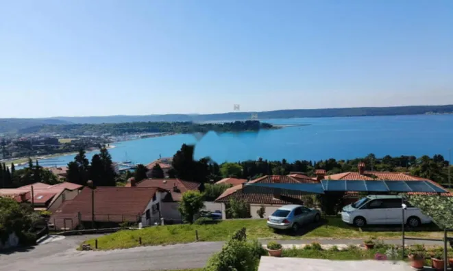 Недвижимость Квартира в Портороже: 2