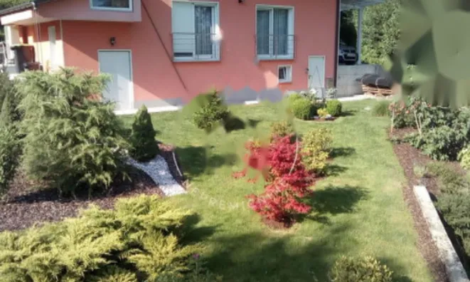 Недвижимость Дом, Состро: 1