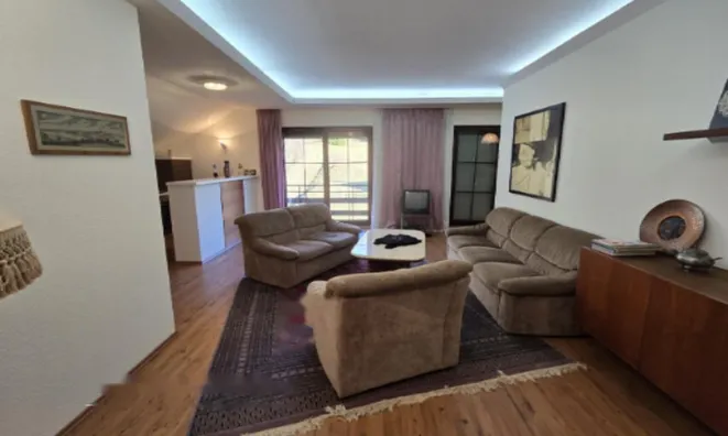 Недвижимость Усадьба 'Кметияново Ремшник': 19