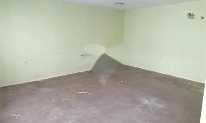 Недвижимость Коммерческое помещение в центре: 6