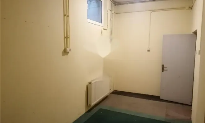 Недвижимость Коммерческое помещение в центре: 9