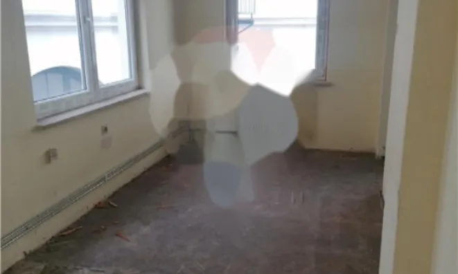 Недвижимость Коммерческое помещение в центре: 10