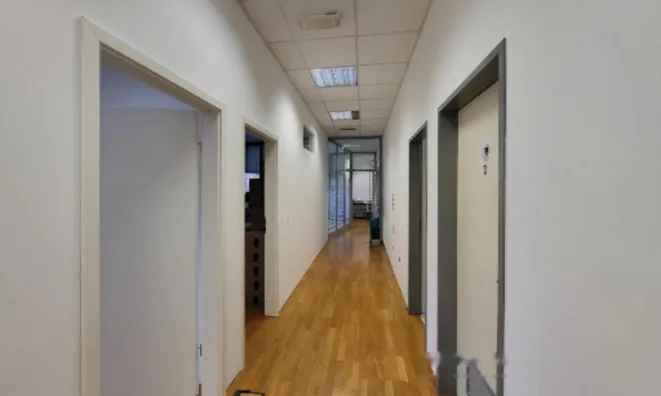 Недвижимость Офисное помещение в центре: 6