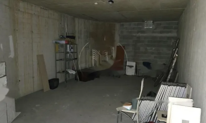 Недвижимость Офисное помещение и склад: 2